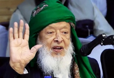 वंदे मातरम पर अरशद मदनी का बयान: “मुसलमान सिर्फ अल्लाह की इबादत करता है, किसी को मजबूर नहीं किया जा सकता